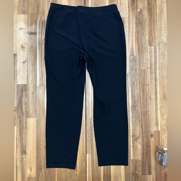 Eileen Fisher Tapered Stretch Versatile Elastic Waist Pull On Black Pants Size S - Picture 3 of 10